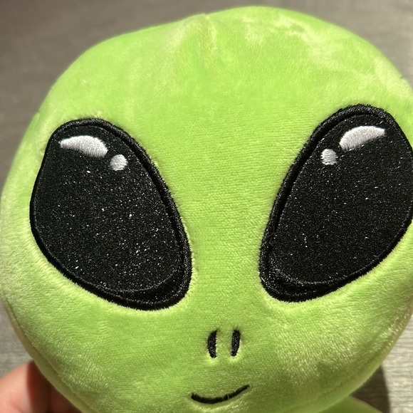 Alien Neon green Big Head Black eyes Plush With tags approx 19" - Picture 3 of 4
